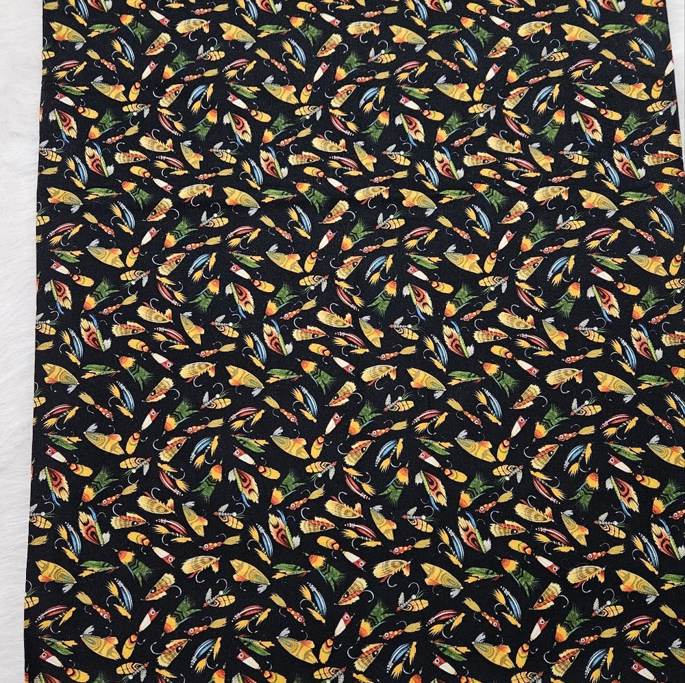 Hand Crafted Colorful Fish Lures Patterned Pillowcase - Picture 4 of 4